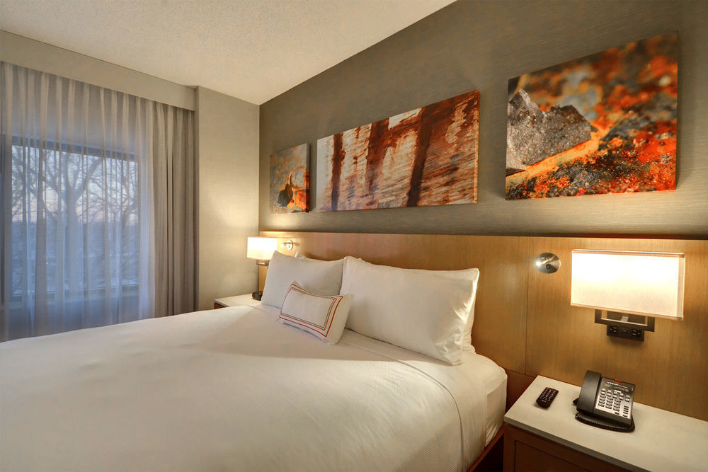 Renaissance Chicago Glenview Suites Hotel Exterior foto